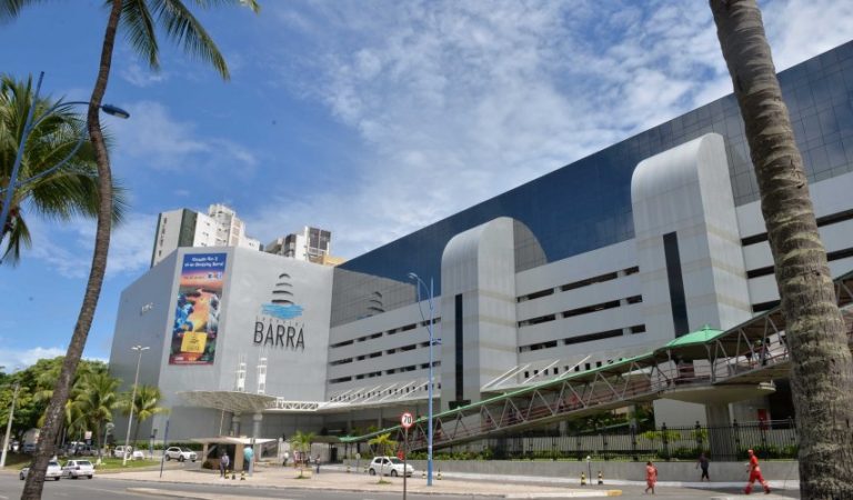 Sem experiência: Rede de lojas oferece nova vaga de emprego no Shopping Barra